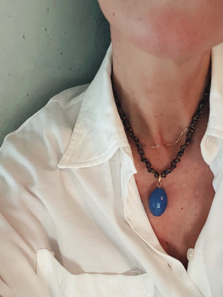 Cobalt blue stone pendant necklace — handmade in Lausanne, Switzerland by Carmen Salvador